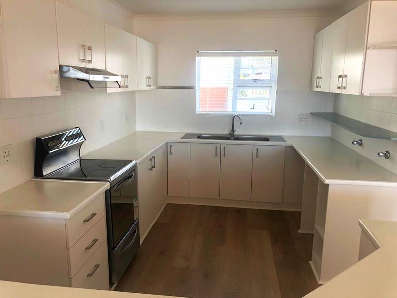 To Let 3 Bedroom Property for Rent in Simons Town Western Cape